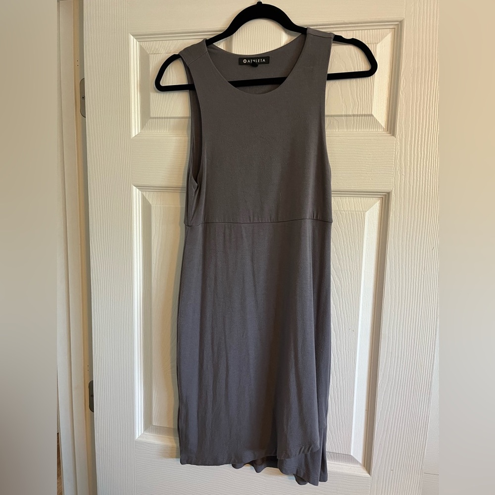 Athleta dress ready for the summer! Love the bottom detail!